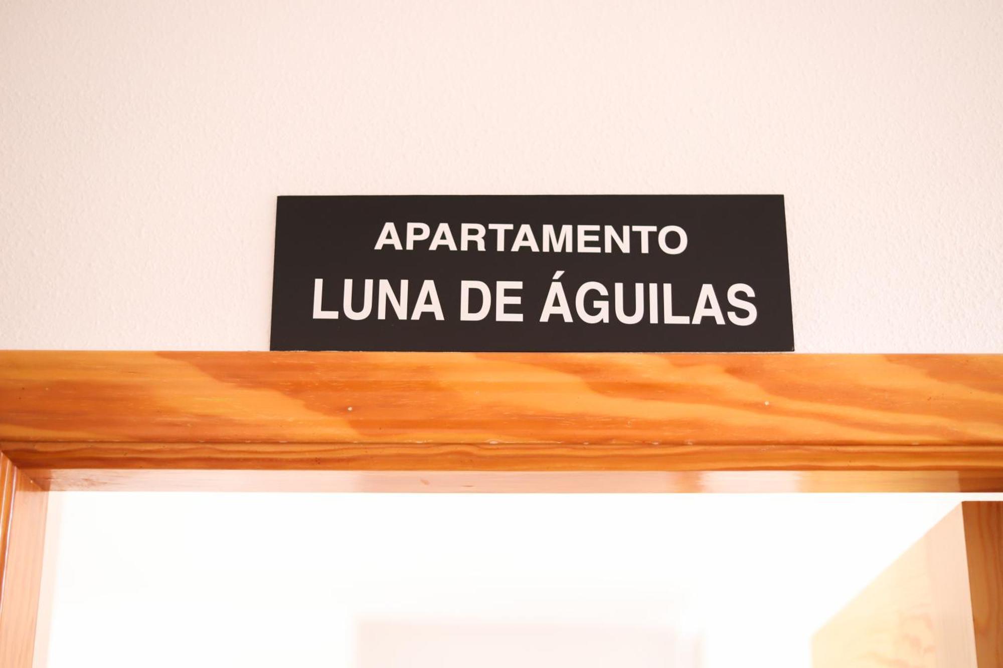 Apartamentos Luna De อากีลัส ภายนอก รูปภาพ